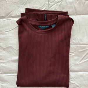 Maroon Ribbed Short Sleeve Top